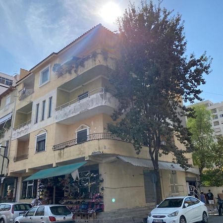 Lovely 2-Bedroom With Greenery View Durrës Extérieur photo